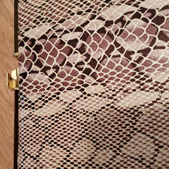 Faux Snakeskin Gold Purse Mini Bag NWOT - Picture 6 of 8